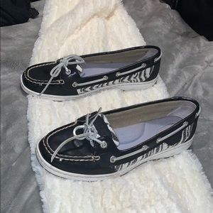 Black zebra print Sperrys